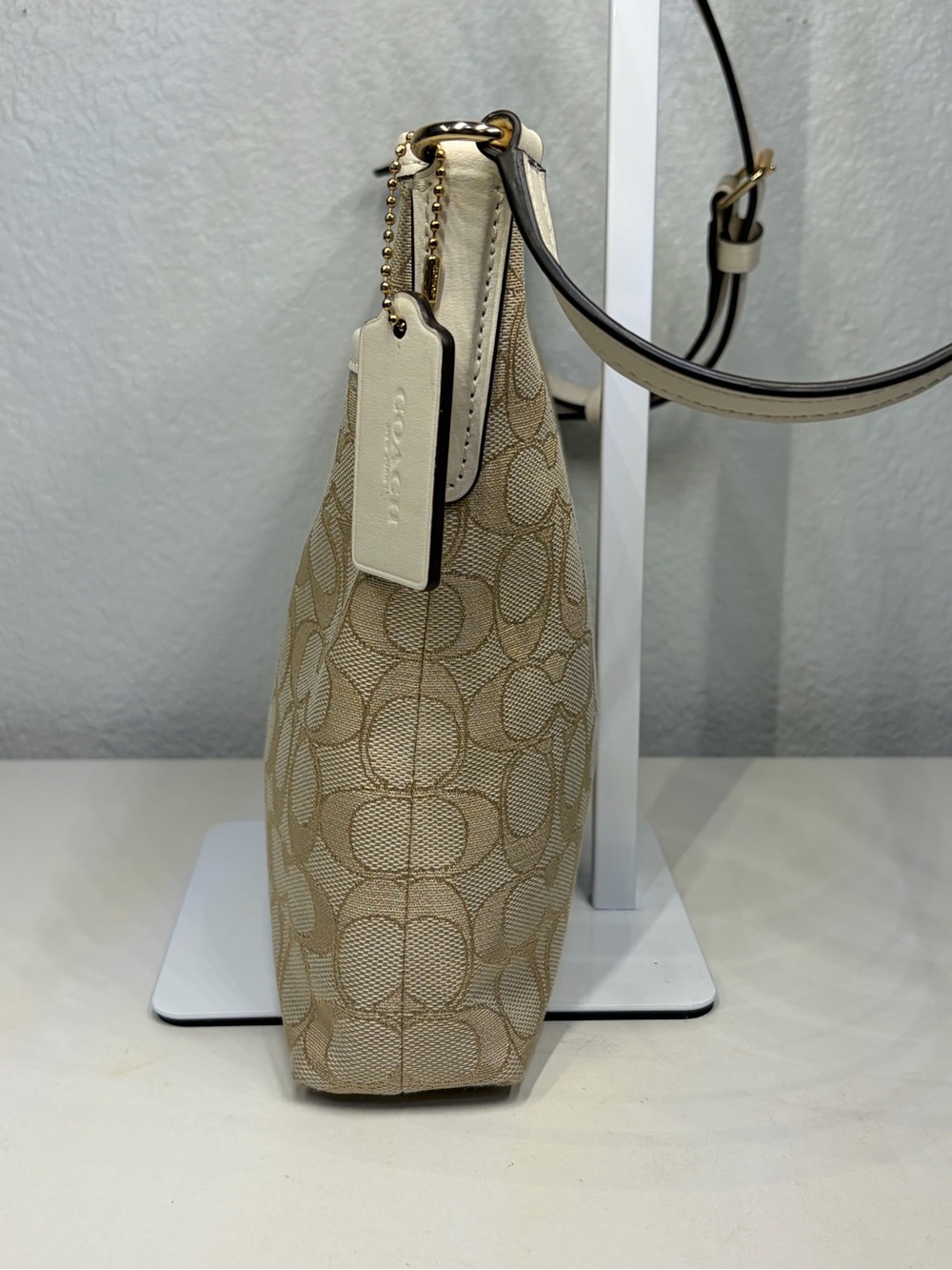 NWOT COACH SIGNATURE CANVAS FILE CROSSBODY BAG #F29960 - Picture 4 of 11